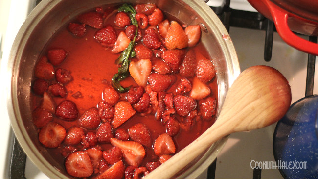 Strawberry and raspberry compote